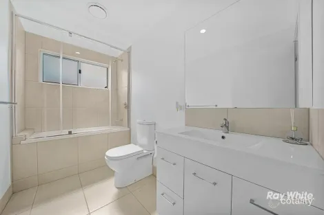 Property photo of 22 Mali Way Logan Village QLD 4207