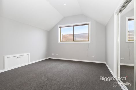 Property photo of 2/36-38 Bradley Street Newport VIC 3015