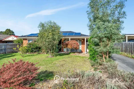 27 Barrington Dr, Pakenham, VIC 3810