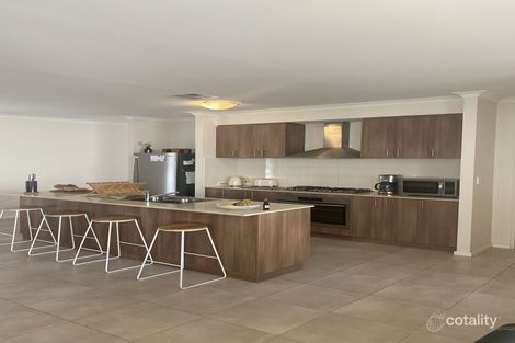 Property photo of 15 Lifeboat Road Jindalee WA 6036