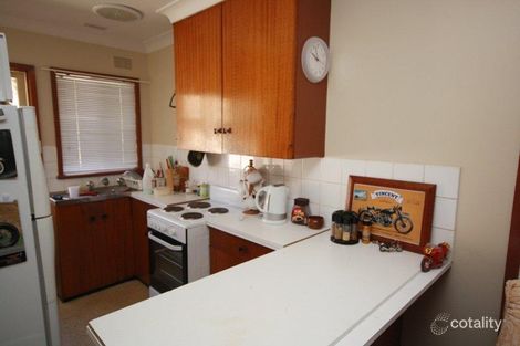 Property photo of 10 Sherwood Avenue Kooringal NSW 2650