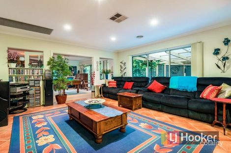 Property photo of 4 Homestead Court Pakenham VIC 3810