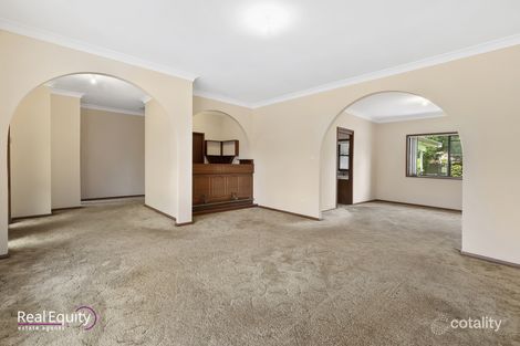 Property photo of 17 Nottingham Crescent Chipping Norton NSW 2170
