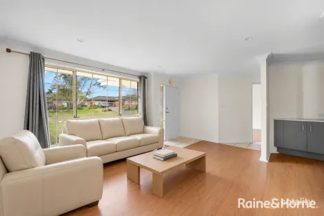 Property photo of 27 Rayleigh Drive Worrigee NSW 2540