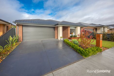 Property photo of 28 Pavillion Circuit Sunbury VIC 3429