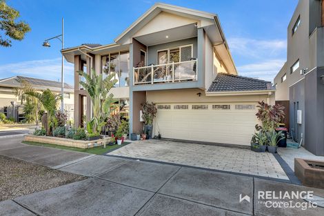 Property photo of 16 Brunton Avenue Caroline Springs VIC 3023