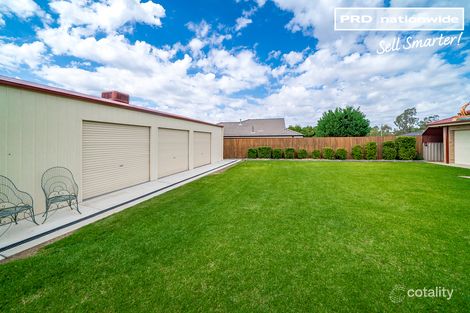 Property photo of 2 Mackay Place Ashmont NSW 2650