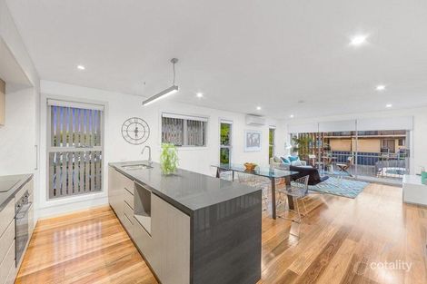 Property photo of 22 Sale Yards Lane Newmarket QLD 4051