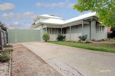Property photo of 10 Lynch Street Sunshine VIC 3020