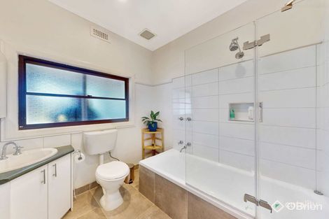 Property photo of 8 Sybella Avenue Koo Wee Rup VIC 3981