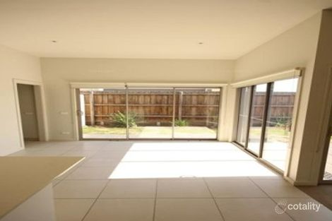 Property photo of 4 Jumbuck Circuit Carrum Downs VIC 3201