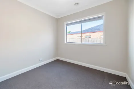 Property photo of 12 Parris Avenue Harkness VIC 3337