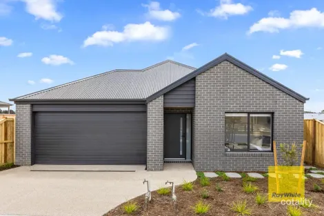 186 Horseshoe Bend Rd, Charlemont, VIC 3217