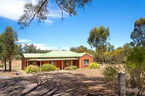 8 Hawkins Rd, Campbells Creek, VIC 3451