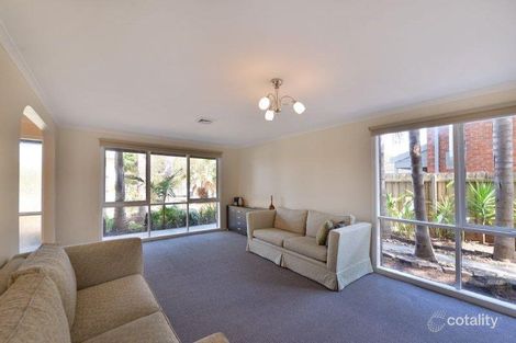 Property photo of 35 Emanuel Drive Seaford VIC 3198