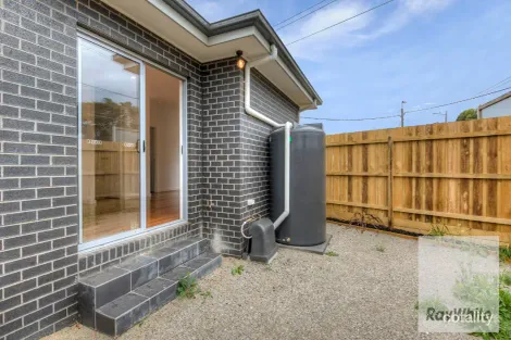 Property photo of 2/119 Hickford Street Reservoir VIC 3073