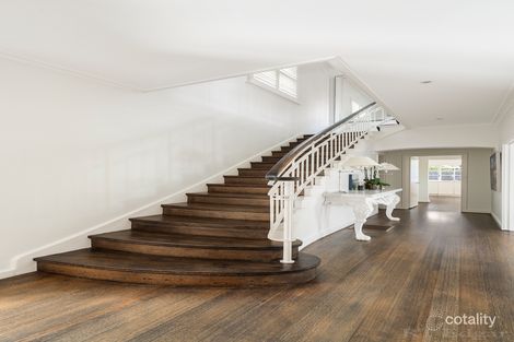 Property photo of 6 St Georges Court Toorak VIC 3142