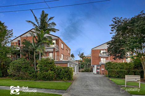 Property photo of 2/16 Madang Crescent Runaway Bay QLD 4216