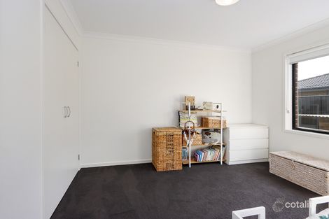 10 Peters Dr, Stratford, VIC 3862