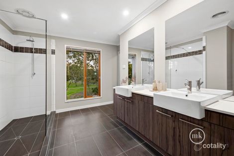 Property photo of 146 Hazel Glen Drive Doreen VIC 3754