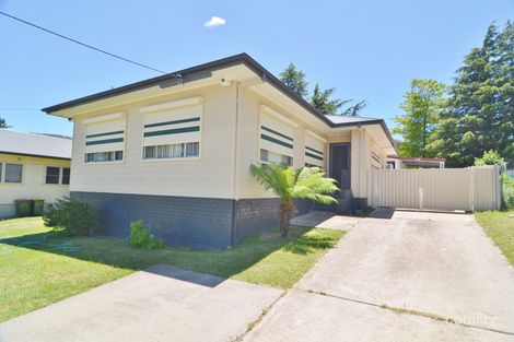 17 Andrew St, Bowenfels, NSW 2790