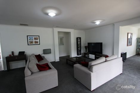 Property photo of 211 Thames Boulevard Tarneit VIC 3029