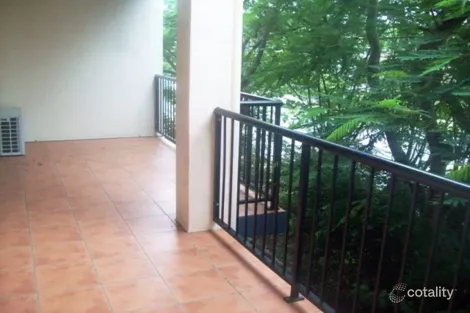 Property photo of 2/76 Junction Road Clayfield QLD 4011