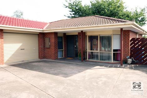 2/14 Sarno Ct, Cranbourne, VIC 3977