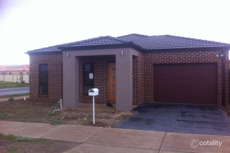 8 Centenary Dr, Kilmore, VIC 3764