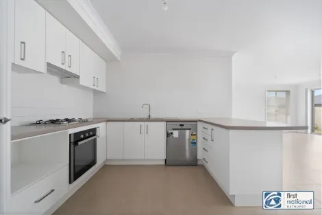Property photo of 4 Darling Street Eglinton NSW 2795