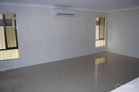 Property photo of 77 Whites Road Manly West QLD 4179