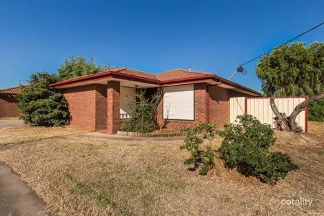 1/15 Wood St, Deer Park, VIC 3023