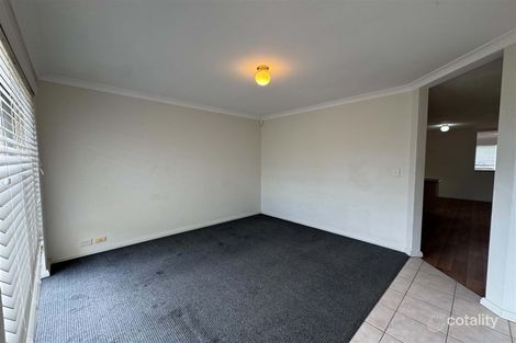 Property photo of 3 Bancroft Close Greenfields WA 6210
