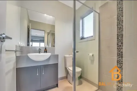 Property photo of 22 Obsidian Avenue Tarneit VIC 3029