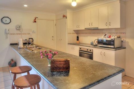 Property photo of 30 Parkroyal Crescent Regents Park QLD 4118