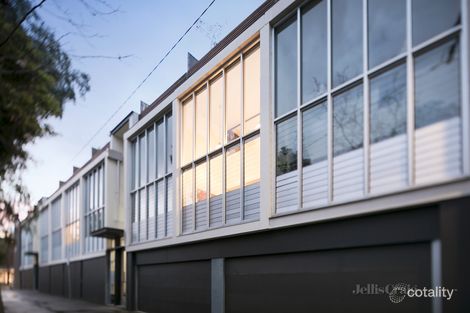 Property photo of 15 Austin Way Fitzroy North VIC 3068