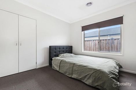 Property photo of 86 Tyers Lane Keysborough VIC 3173