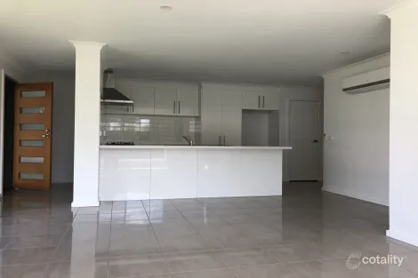 Property photo of 22 Pech Avenue Jindera NSW 2642