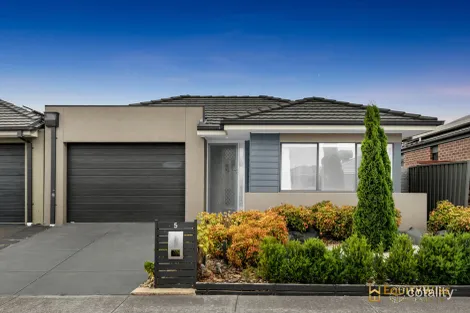 5 Lambertia Cres, Manor Lakes, VIC 3024