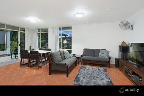 32 Daniel Dr, Albany Creek, QLD 4035