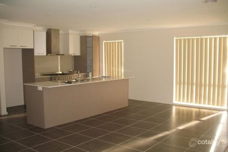 Property photo of 59 Kinglake Drive Manor Lakes VIC 3024