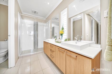 Property photo of 19 Carmine Circuit Burnside VIC 3023