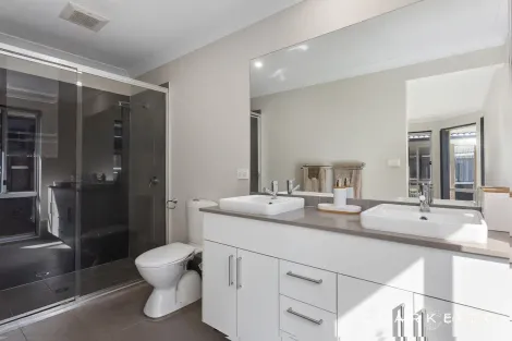 Property photo of 52 Dragonfly Drive Chisholm NSW 2322