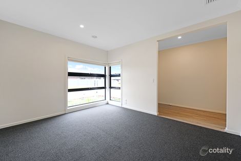Property photo of 3 Ross Parade Wallan VIC 3756