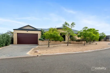 Property photo of 4 The Knoll Somerville WA 6430