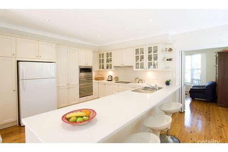 Property photo of 8 Lincoln Road St Ives NSW 2075