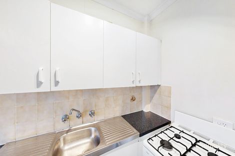 Property photo of 15/10 Macquoid Street Queanbeyan East NSW 2620