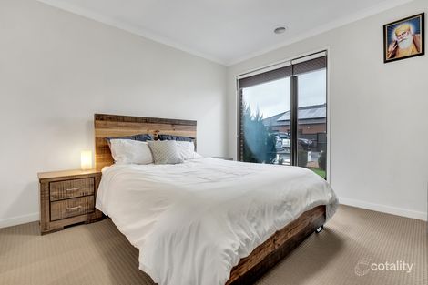 Property photo of 16 Bandicoot Road Craigieburn VIC 3064