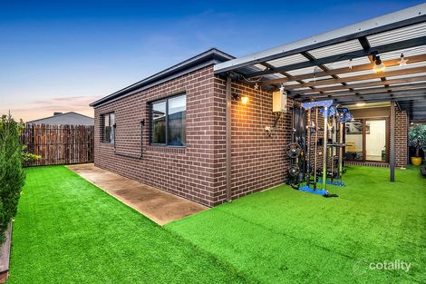 Property photo of 16 Bandicoot Road Craigieburn VIC 3064