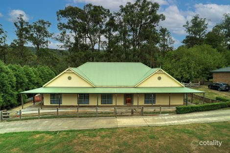 12 Glen Rd, Cockatoo, VIC 3781